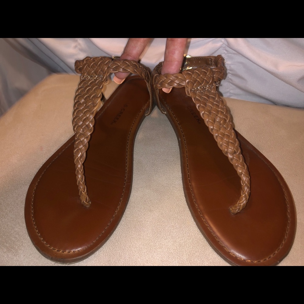 American Eagle Sandals